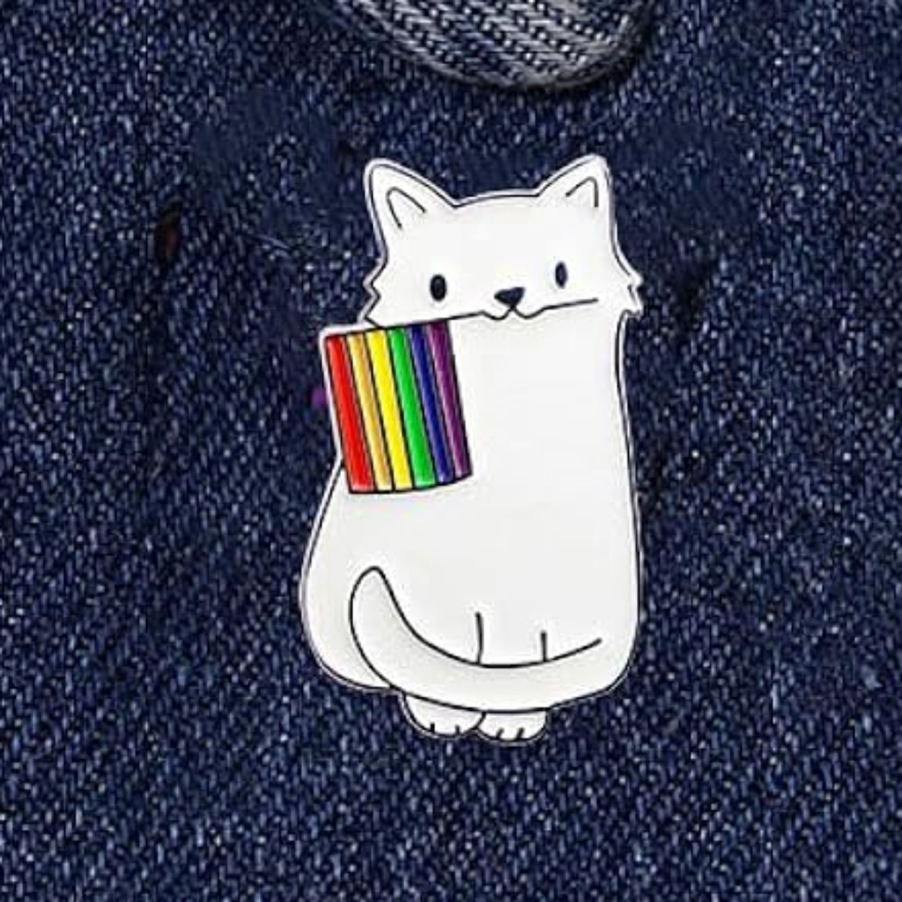 PRIDE CAT BROOCH  (NEW)